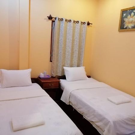 Monsavanh Guesthouse Pakbeng Ngoại thất bức ảnh