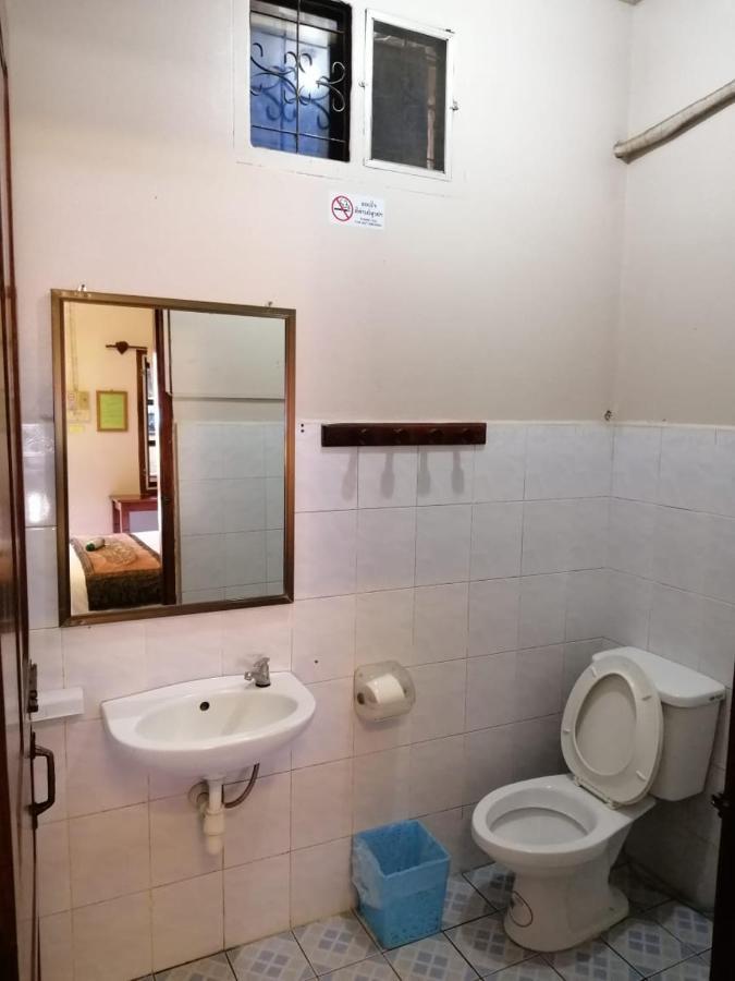 Monsavanh Guesthouse Pakbeng Ngoại thất bức ảnh